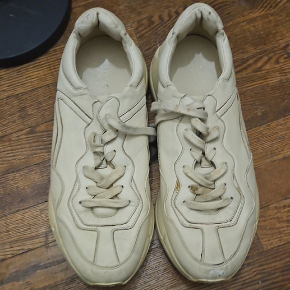 Gucci Men's Off-White Sneakers